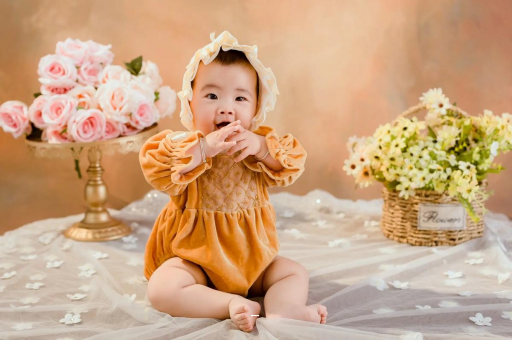 宝宝几个月会转头 宝宝几个月会转头