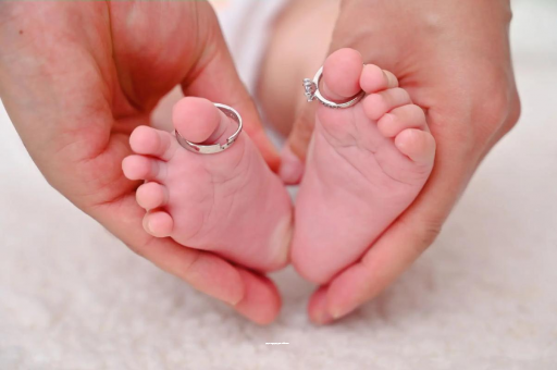 孕妇六个月肚子多大